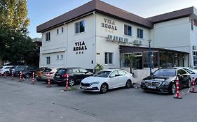 VILA REGAL Mamaia